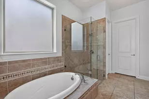 5717 Naples Dr, Flower Mound, TX 75028 - Photo 20