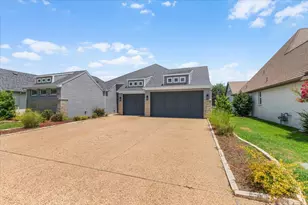 2721 River Path Ct, Burleson, TX 76028 - Photo 4