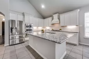 925 Lake Cypress Ln, Little Elm, TX 75068 - Photo 2