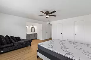 2217 Sharpshire Ln, Arlington, TX 76014 - Photo 20