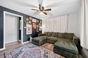 810 Edna St, Athens, TX 75751 - Photo 6