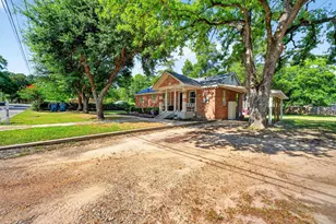 810 Edna St, Athens, TX 75751 - Photo 4