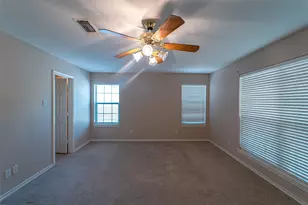 102 Five Oaks Rd, Abilene, TX 79606 - Photo 12