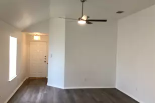 11900 Porcupine Dr, Fort Worth, TX 76244 - Photo 4