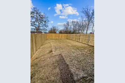 613 W Elm Street, Denison, TX 75020 - Photo 24