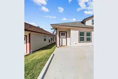 613 W Elm Street, Denison, TX 75020 - Photo 1