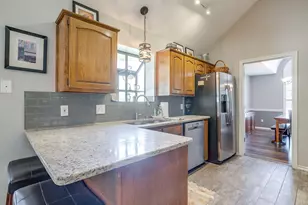 3201 John Ct S, Hurst, TX 76054 - Photo 10