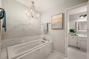 2214 Wilson Dr, Arlington, TX 76011 - Photo 4