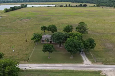 371 Liska Road, Ennis, TX 75119 - Photo 2