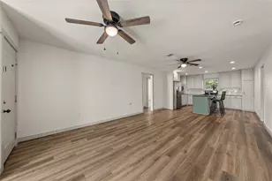 3724 N 24th St, Waco, TX 76708 - Photo 2