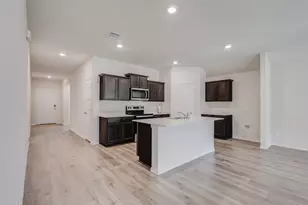 13109 Enclave Pkwy, Providence Village, TX 76227 - Photo 10