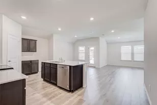 13109 Enclave Pkwy, Providence Village, TX 76227 - Photo 8
