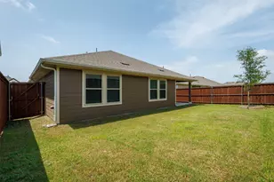 13109 Enclave Pkwy, Providence Village, TX 76227 - Photo 20