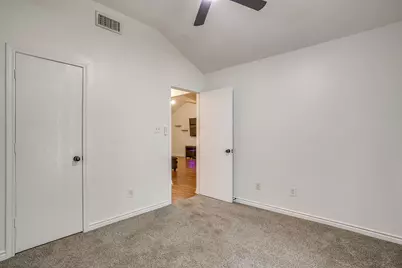 636 Cumberland Drive, Burleson, TX 76028 - Photo 34