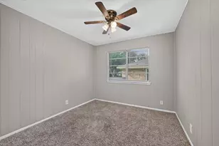 208 D St, Whitesboro, TX 76273 - Photo 12