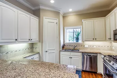 4518 Holland Avenue #A, Dallas, TX 75219 - Photo 10