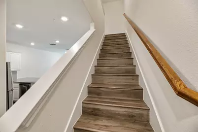 805 S 6th Street #2, Bonham, TX 75418 - Photo 12