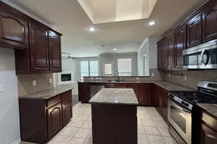 2105 Laurel Forest Dr, Fort Worth, TX 76177 - Photo 10