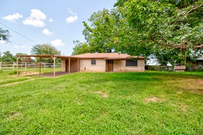 403 S Broadway Street, Collinsville, TX 76233 - Photo 1