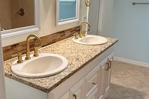 2212 Harris Ln, Haltom City, TX 76117 - Photo 12