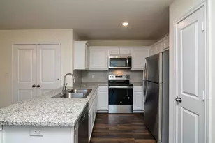 201 S May St, Whitewright, TX 75491 - Photo 10