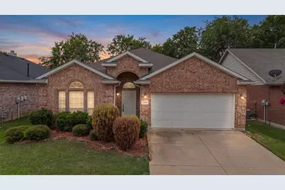 2208 Priscella Drive, Fort Worth, TX 76131 - Photo 2