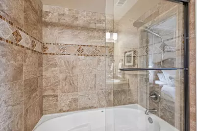 401 E Pearl Street #2201, Granbury, TX 76048 - Photo 28