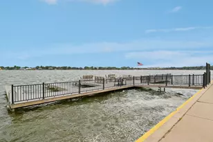 401 E Pearl St, Granbury, TX 76048 - Photo 32