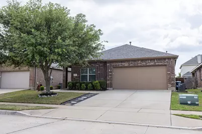 4833 Elkhart Drive, Crowley, TX 76036 - Photo 2