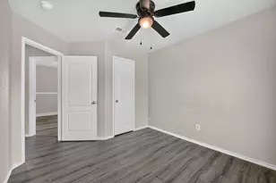 716 River Hill Ln, Fort Worth, TX 76114 - Photo 22