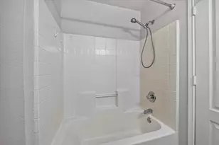 716 River Hill Ln, Fort Worth, TX 76114 - Photo 26