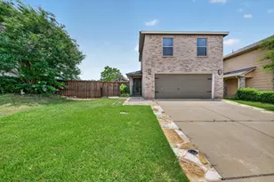 716 River Hill Ln, Fort Worth, TX 76114 - Photo 2