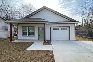 104 E Forest Ave, Sherman, TX 75090 - Photo 1