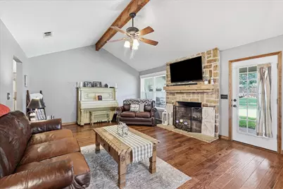 405 Lantern Ridge, Mansfield, TX 76063 - Photo 6