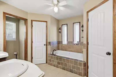 405 Lantern Ridge, Mansfield, TX 76063 - Photo 14