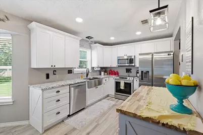 405 Lantern Ridge, Mansfield, TX 76063 - Photo 8