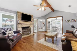 405 Lantern Ridge, Mansfield, TX 76063 - Photo 4