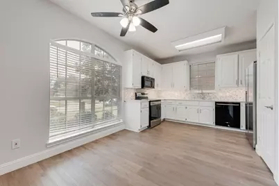 8809 Greenwood Trail, Rowlett, TX 75088 - Photo 12