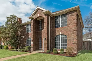 8809 Greenwood Trail, Rowlett, TX 75088 - Photo 2
