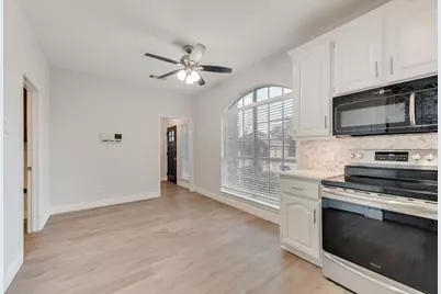 8809 Greenwood Trail, Rowlett, TX 75088 - Photo 16
