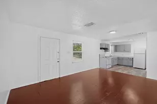 2225 Myrtlewood Dr, Dallas, TX 75232 - Photo 2