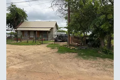 125 Lombard Street, Baird, TX 79504 - Photo 4