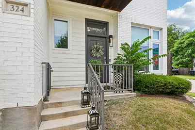 322 Templeton Drive, Fort Worth, TX 76107 - Photo 2