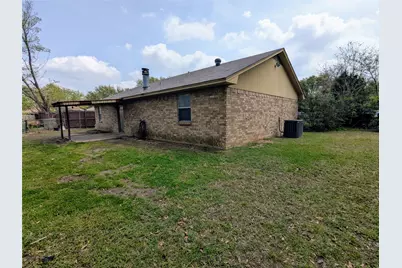 12419 Sparrow Court, Balch Springs, TX 75180 - Photo 22