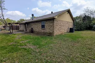 12419 Sparrow Ct, Balch Springs, TX 75180 - Photo 22