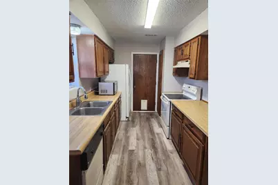 12419 Sparrow Court, Balch Springs, TX 75180 - Photo 8