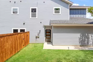 6221 Post Oak Terrace, Fort Worth, TX 76112 - Photo 2