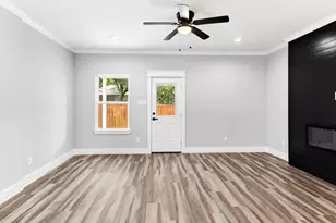 6221 Post Oak Terrace, Fort Worth, TX 76112 - Photo 8