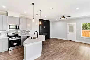 6223 Post Oak Terrace, Fort Worth, TX 76112 - Photo 6
