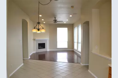 1013 Clear Creek Drive, Mesquite, TX 75181 - Photo 2